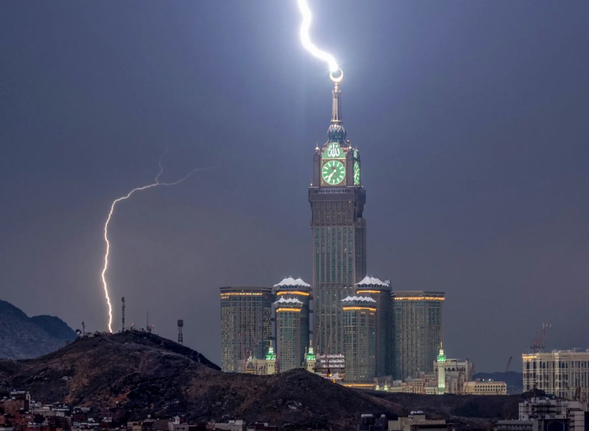 Pemerintah Saudi Imbau Warga Waspadai Cuaca Ekstrem di Makkah