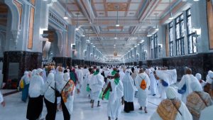 Wajib Tahu! Ini Ketentuan Pakaian Ihram bagi Jemaah Laki Laki dan Perempuan untuk Haji 2026
