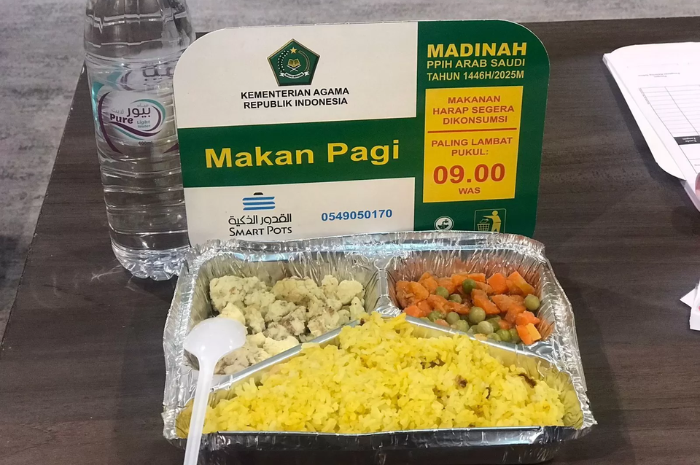 Biaya Konsumsi Haji Turun, Porsi Makan Jemaah Justru Naik