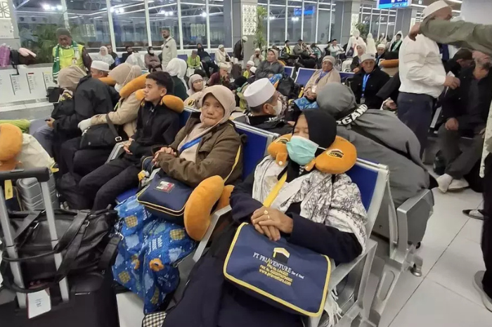 Ribuan Jemaah Umrah Tertahan Akibat Konflik, Komnas Haji Desak Pemerintah Siapkan Penampungan Darurat