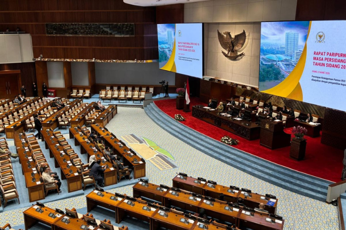 DPR Setujui RUU Pengelolaan Keuangan Haji Jadi Usul Inisiatif Parlemen