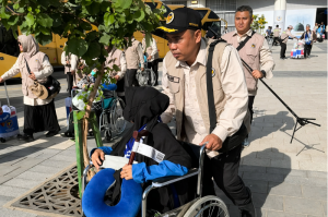 Baru Tiba di Madinah, Jemaah Haji Diingatkan Jangan Sampai Kurang Minum Air