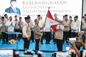 DPR Angkat Bicara! Kloter Perdana Haji 2026 Resmi Berangkat, Layanan Kemenhaj Disorot
